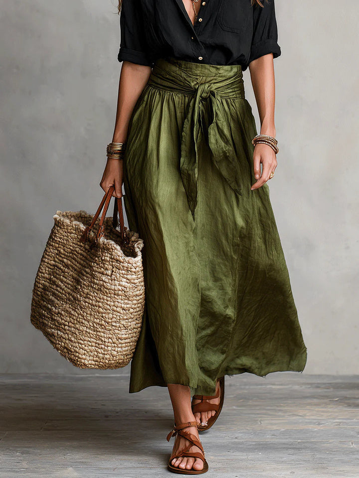 Serena™ | Set di Due Pezzi: Top Nero e Gonna Midi Verde Oliva